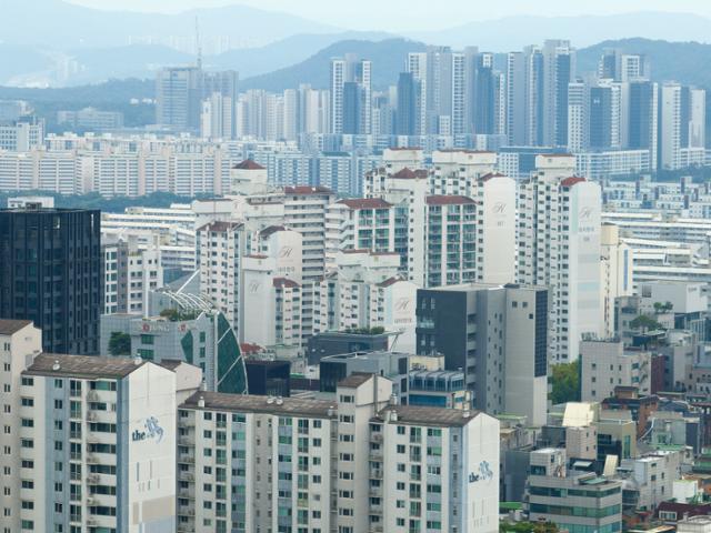 3일 서울 시내에서 바라본 아파트 단지. 연합뉴스
