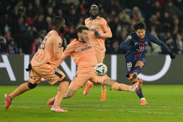 대표 이미지: 이강인 UCL 토트넘전 선발 유력, 득점 기대감 고조